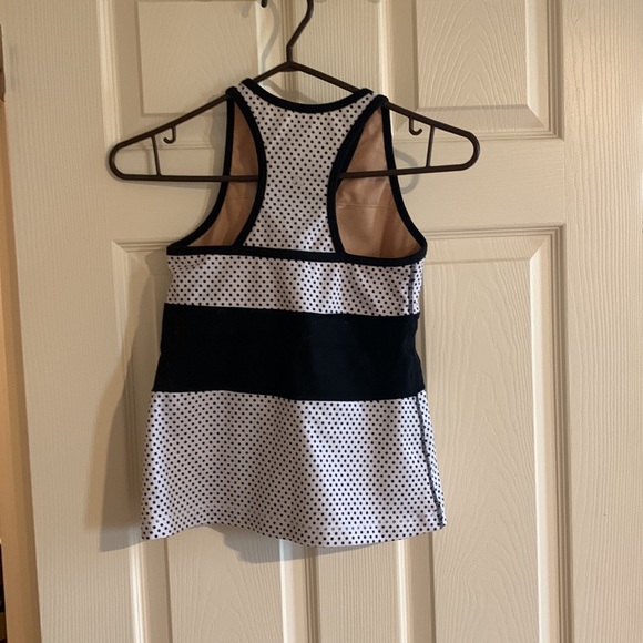 Lululemon tank - Picture 2 of 3